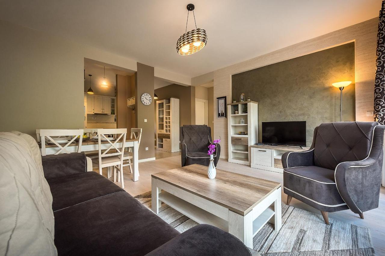 2Montenegro Limeta Apartments With Pool Kotor Bagian luar foto