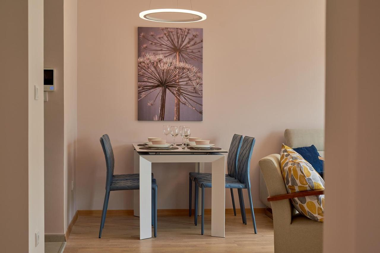 2Montenegro Limeta Apartments With Pool Kotor Bagian luar foto